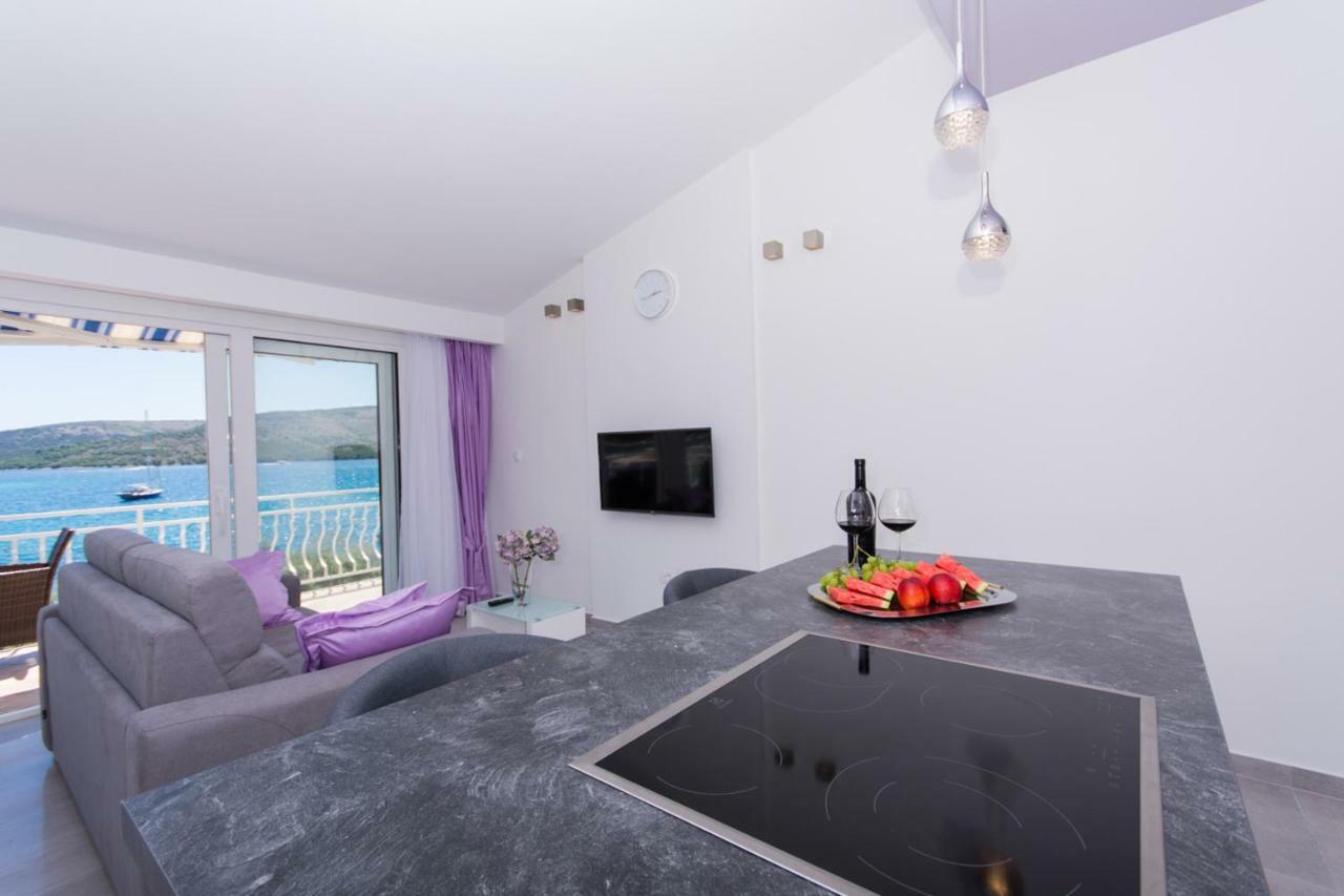 Villa Rozana - Beachfront Wellness Retreat سيغيت فغانييتْسا المظهر الخارجي الصورة